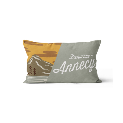 Coussin Bienvenue à…, illustration avec le texte 'Bienvenue à...'